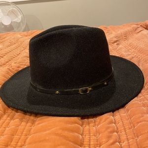 Black womens hat